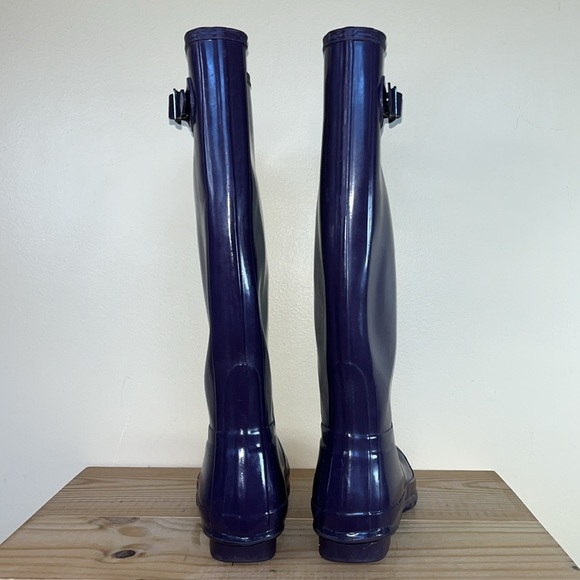 Hunter Rubber Knee-High Tall Gloss Rain Boots - Picture 10 of 15